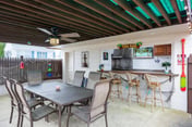 318 Blaine Ave