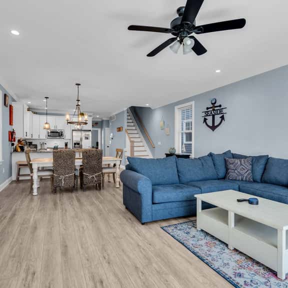 224 Sherman Ave - Image 1