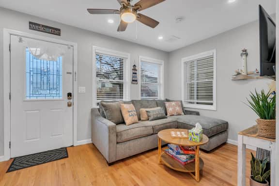 324 Sumner Unit #1 - Image 4