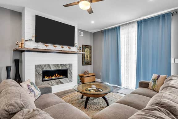 212 Sheridan - Image 5