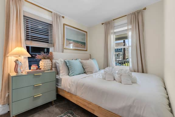 508 Burlington Ave - Image 4