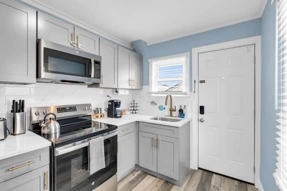 43 Franklin Ave Unit B - Image 3