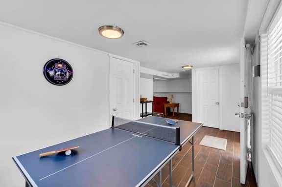 307 Webster Ave Unit B - Image 4